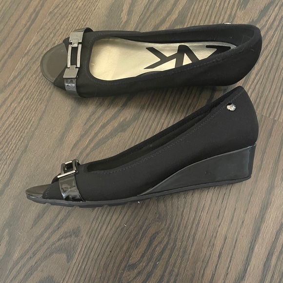 Anne Klein wedge - Picture 3 of 3